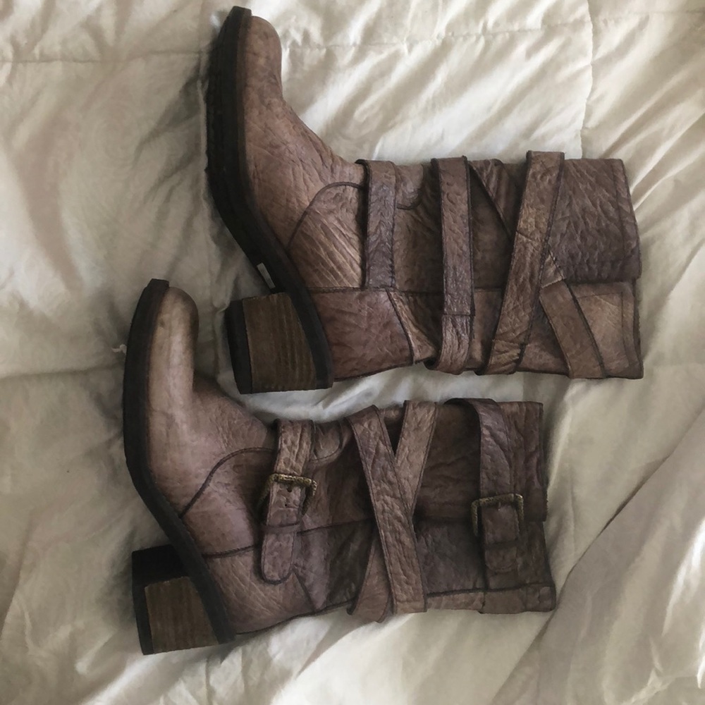 Steve Madden Bullet Boots Brown